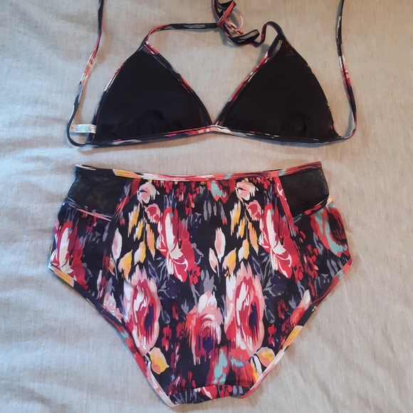 La vie en rose swimsuit xl - Picture 2 of 10